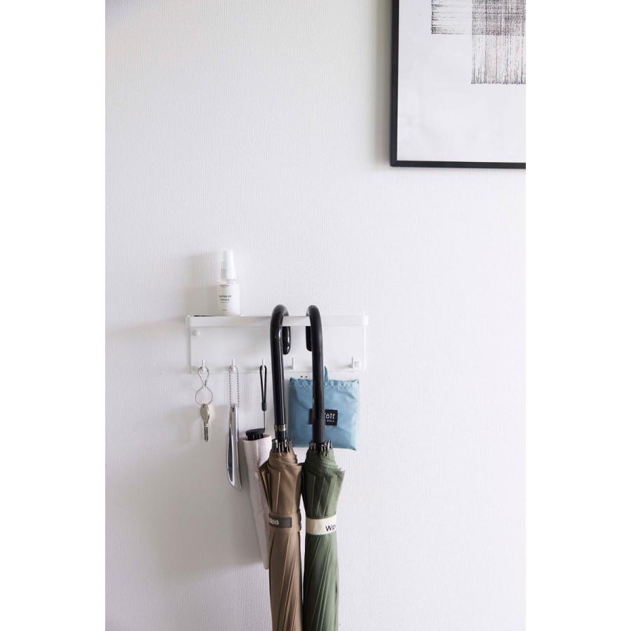 傘立て 正規品 TOWER タワー 石こうボード壁対応 トレー付きアンブレラホルダー 簡単取り付け 玄関収納 フック 小物入れ 傘たて 傘スタンド 山崎実業 ホワイト | tower | 06