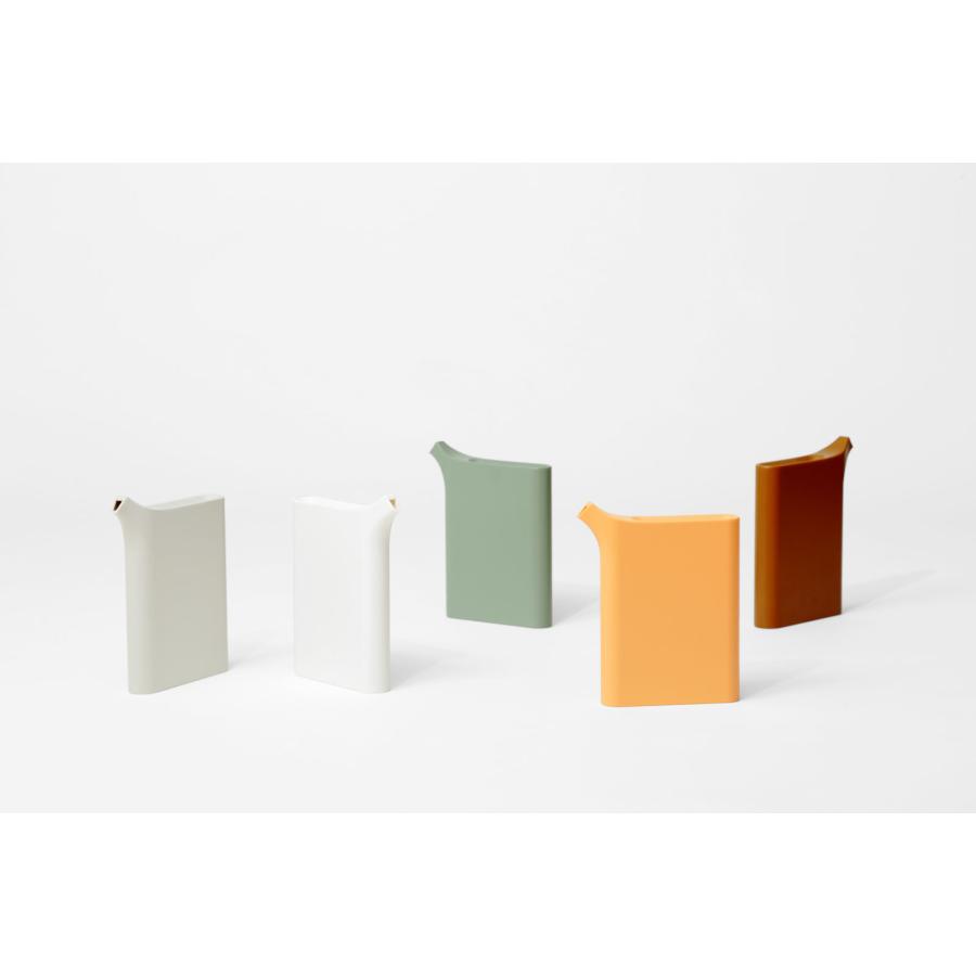 ジョーロ ideaco イデアコ Mizusashi ブック型ジョーロ ミズサシ 水やり ガーデニング 多肉植物 観葉植物 じょうろ 水差し 正規品 モスグリーン |  | 01