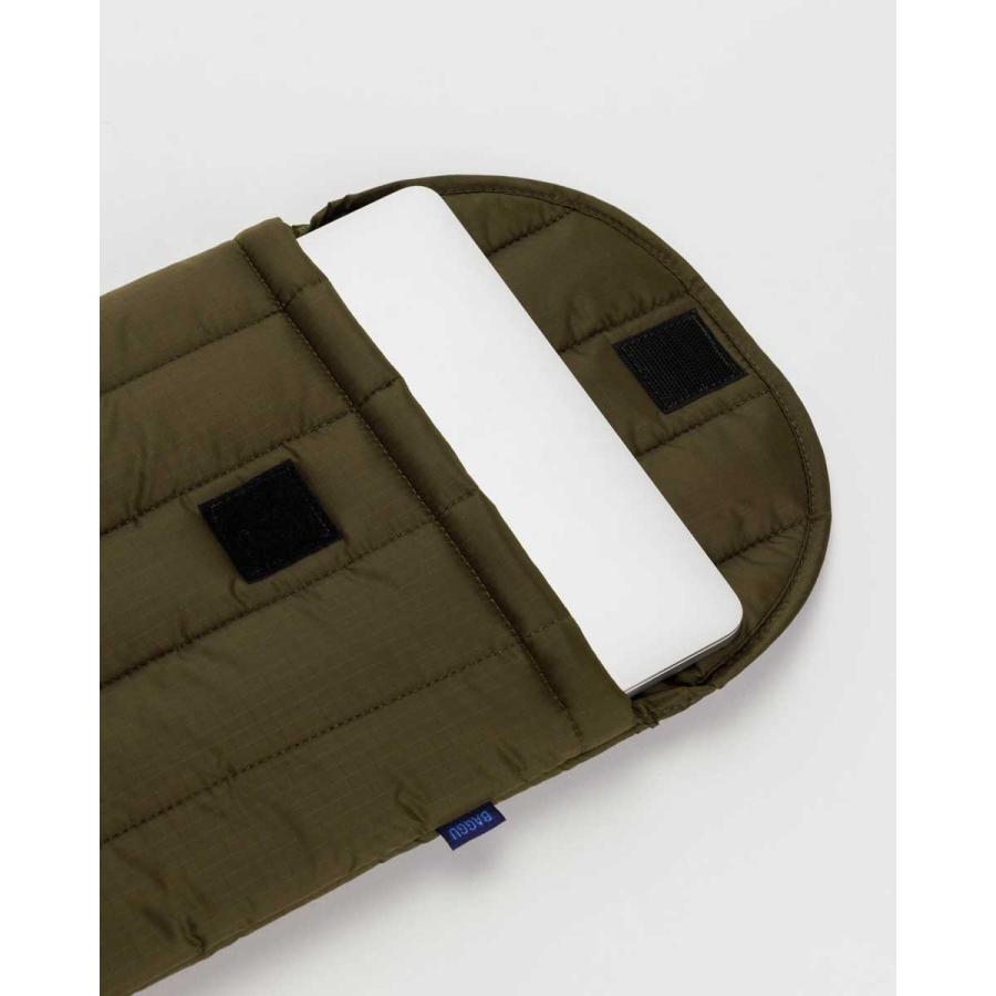 2023新作 ノートパソコンケース BAGGU バグゥ ラップトップ スリーブケース 13インチ/14インチ キルティング PCケース PCバッグ タマリンドグリーン |  | 02
