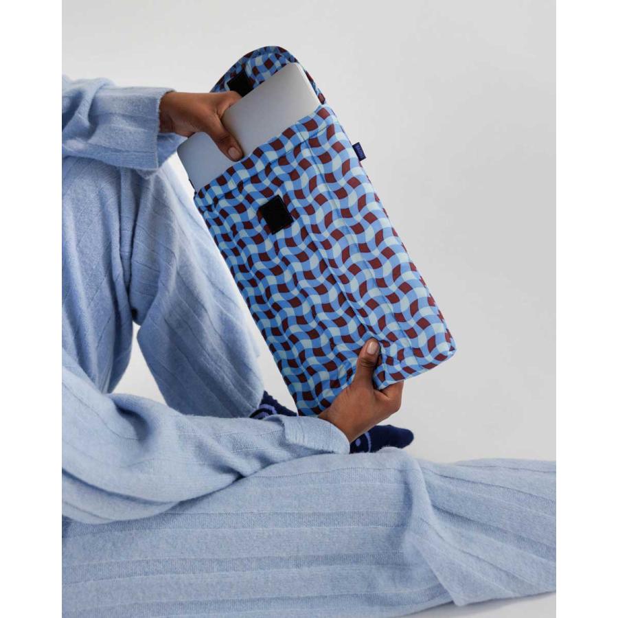 2023新作 ノートパソコンケース BAGGU バグゥ ラップトップ スリーブケース 13インチ/14インチ キルティング PCケース PCバッグ ウェービーギンガムブルー |  | 01