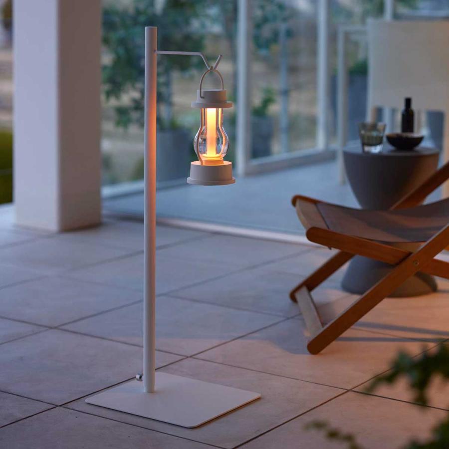 ランタンスタンド 正規品 tower タワー 高さ伸縮ランタンスタンド 伸縮 コンパクト ベランダ 室内 ランタンハンガー ランタンポール 山崎実業 ホワイト | tower