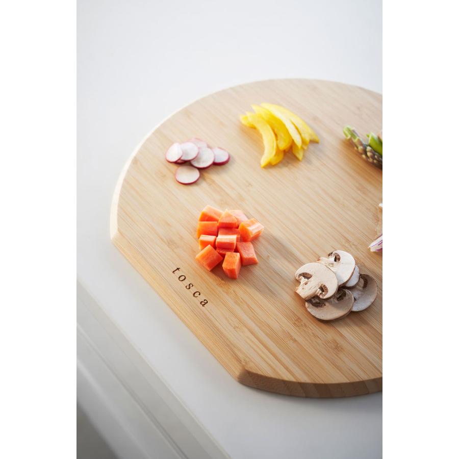 まな板 正規品 tosca トスカ まな板 丸型 木製 竹製 丸型 プレート ナチュラル カッティングボード 山崎実業 ナチュラル 竹製 |  | 05