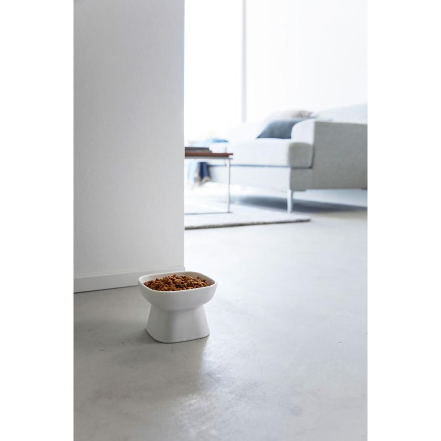 ペットフードボウル nooks ヌークス 食べやすい高さ陶器ペットフードボウル 犬猫用 陶器製 食洗機対応 ペット用品 山崎実業 正規品 ホワイト | 山崎実業 | 02