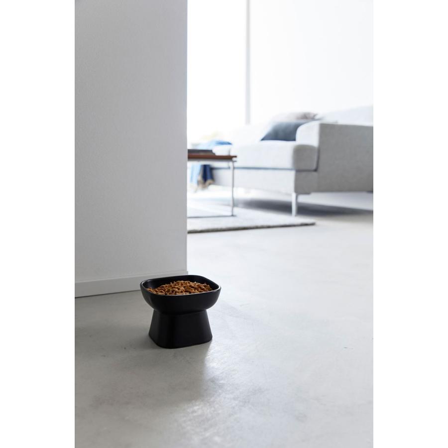 ペットフードボウル nooks ヌークス 食べやすい高さ陶器ペットフードボウル 犬猫用 陶器製 食洗機対応 ペット用品 山崎実業 正規品 ブラック | 山崎実業 | 02