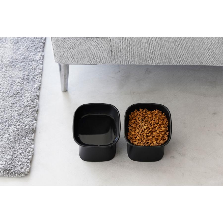 ペットフードボウル nooks ヌークス 食べやすい高さ陶器ペットフードボウル 斜めトール 犬猫用 陶器製 食洗機対応 ペット用品 山崎実業 正規品 ブラック | 山崎実業 | 06