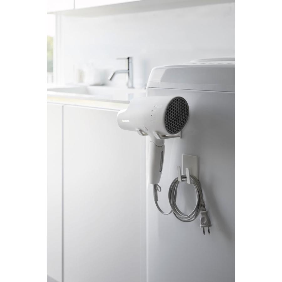 ドライヤーホルダー 正規品 tower タワー マグネットドライヤー＆コードホルダー マグネット収納 コード収納 ドライヤー収納ラック 山崎実業 ホワイト | tower | 03