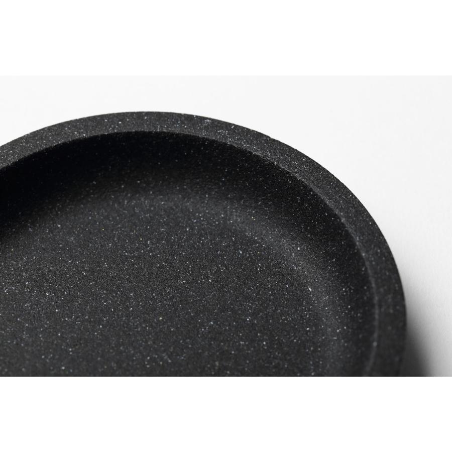 文具トレイ ideaco イデアコ ステーショナリー トレイ ストーンサンドカラー 石調 おしゃれ 丸み クール ペントレイ デスクトレー ストーンサンドブラック |  | 03