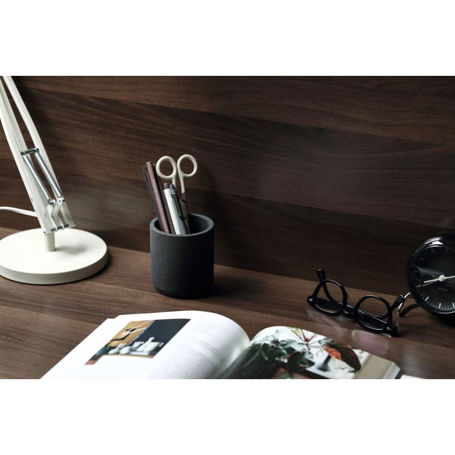 【在庫処分】ペン立て ideaco イデアコ ペンスタンド ストーンサンドカラー 石調 ペンホルダー Stationery pen stand ストーンサンドブラック |  | 01