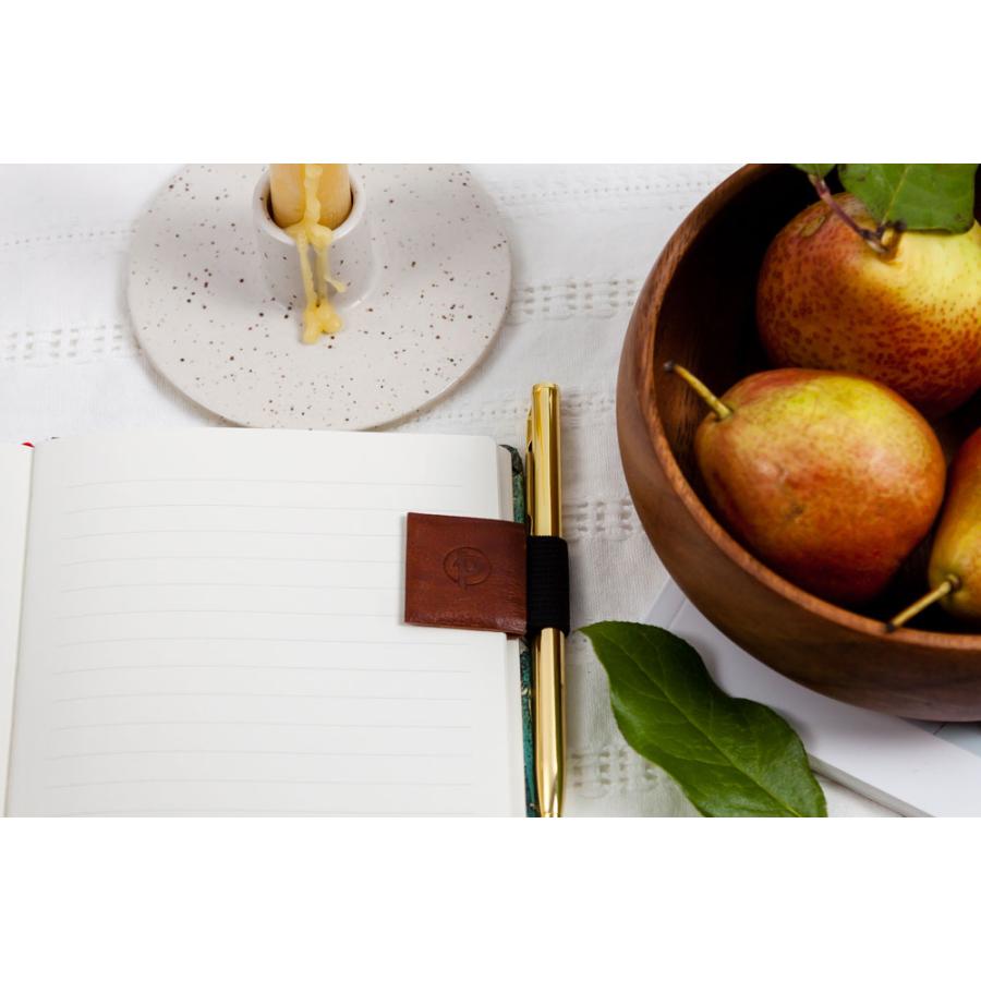 ペン差し paperblanks ペーパーブランクス ペンホルダー イギリス ブランド ヴィーガンレザー 手帳 ペンクリップ 正規品 サドル・ブラウン | paperblanks | 01