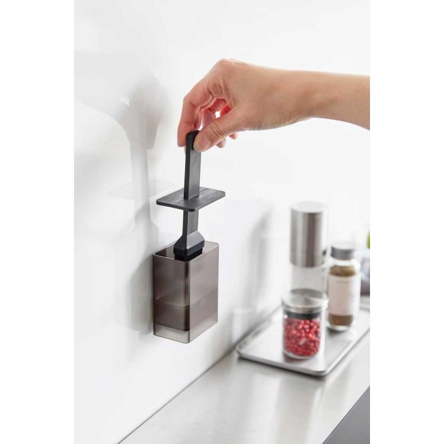 油引き tower タワー マグネット油引き マグネット収納 オイルブラシ 油ひき オイルポット 山崎実業 正規品 ブラック | tower | 03