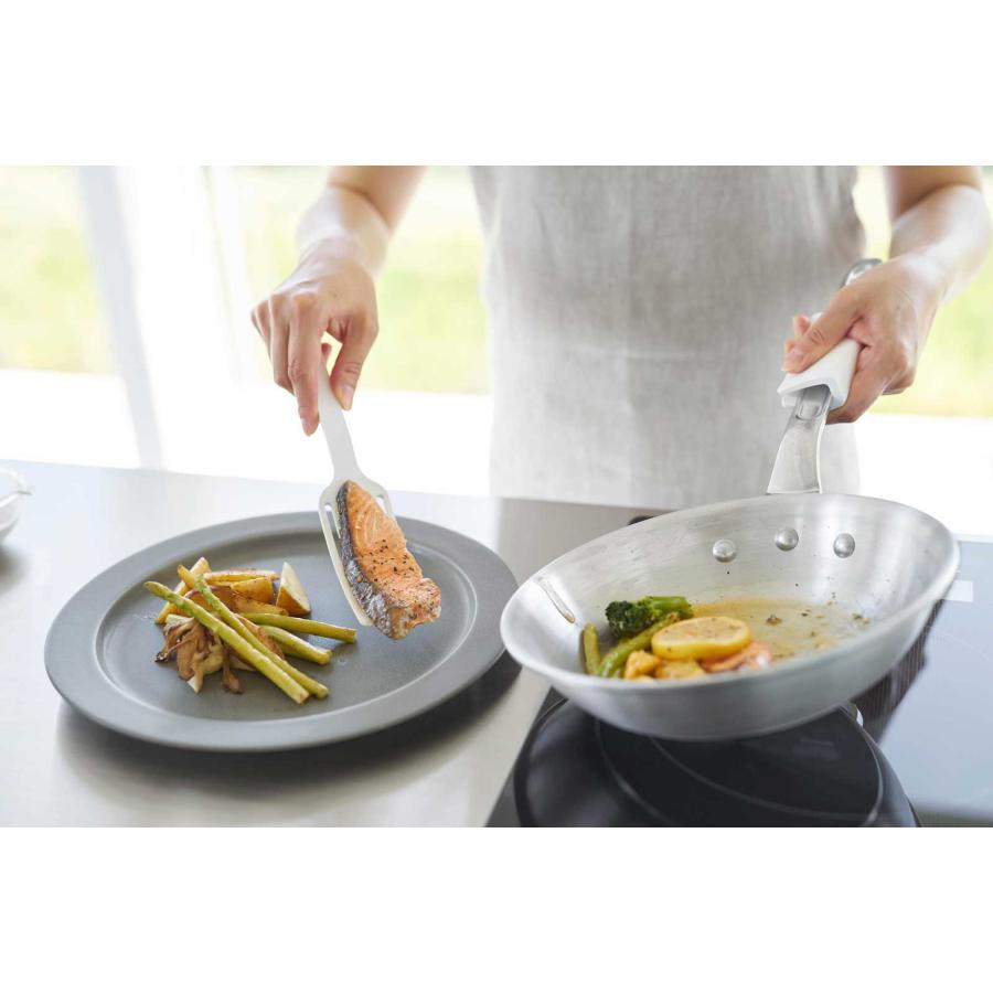 フライ返し tower タワー シリコーンハンドルロングターナー S そのまま置ける 引っ掛け 食洗機対応 ターナー 山崎実業 正規品 1499 ホワイト | tower | 06