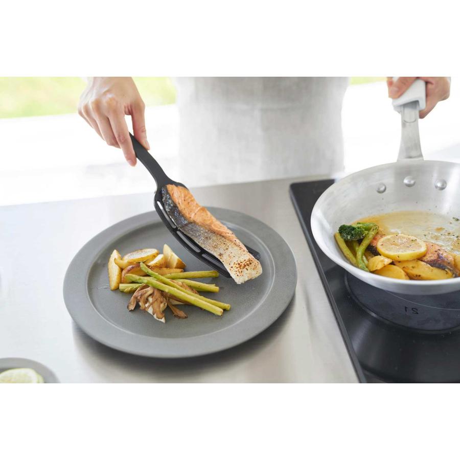 フライ返し tower タワー シリコーンハンドルロングターナー そのまま置ける 引っ掛け 食洗機対応 ターナー 山崎実業 正規品 1502 ブラック | tower | 07