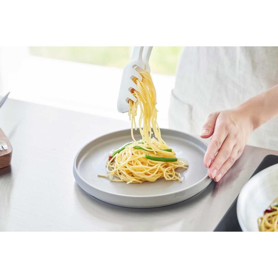 トング tower タワー シリコーン調理トング パスタ 麺類 直置き 食洗機対応 シリコン製 山崎実業 正規品 1775 ホワイト | tower | 05