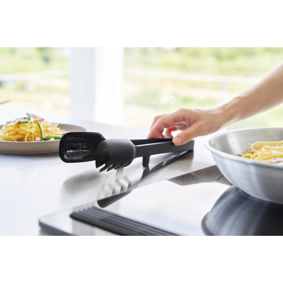 トング tower タワー シリコーン調理トング パスタ 麺類 直置き 食洗機対応 シリコン製 山崎実業 正規品 1776 ブラック | tower | 03