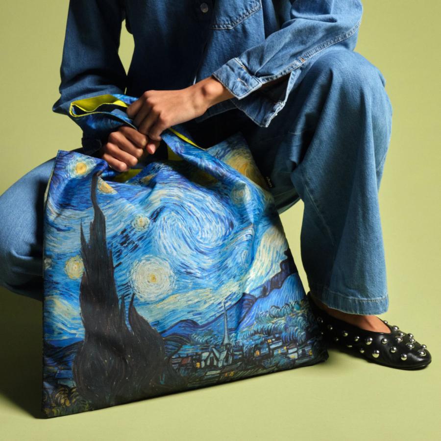 折りたたみトート エコバッグ LOQI 正規品 Recycled Bag 撥水加工 大きめ ローキー MUSEUM Collection ヴィンセント・ヴァン・ゴッホ / 星月夜 | LOQI | 02