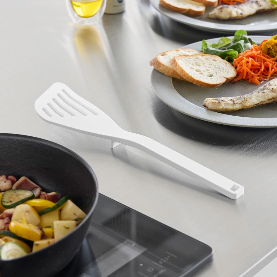 キッチンツール tower タワー シリコーンビーター フライ返し ターナー シリコン 調理器具 調理ツール 山崎実業 正規品 1503 ホワイト | tower