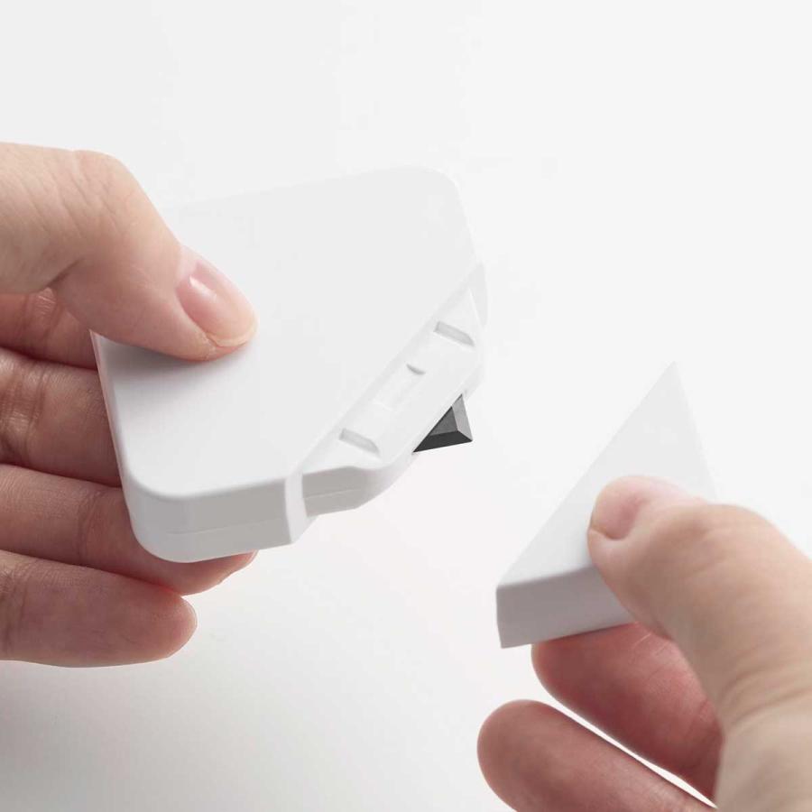 ダンボールカッター tower タワー マグネットセラミックダンボールカッター カッターナイフ マグネット付き 段ボールカッター 山崎実業 正規品 1351  ホワイト | tower