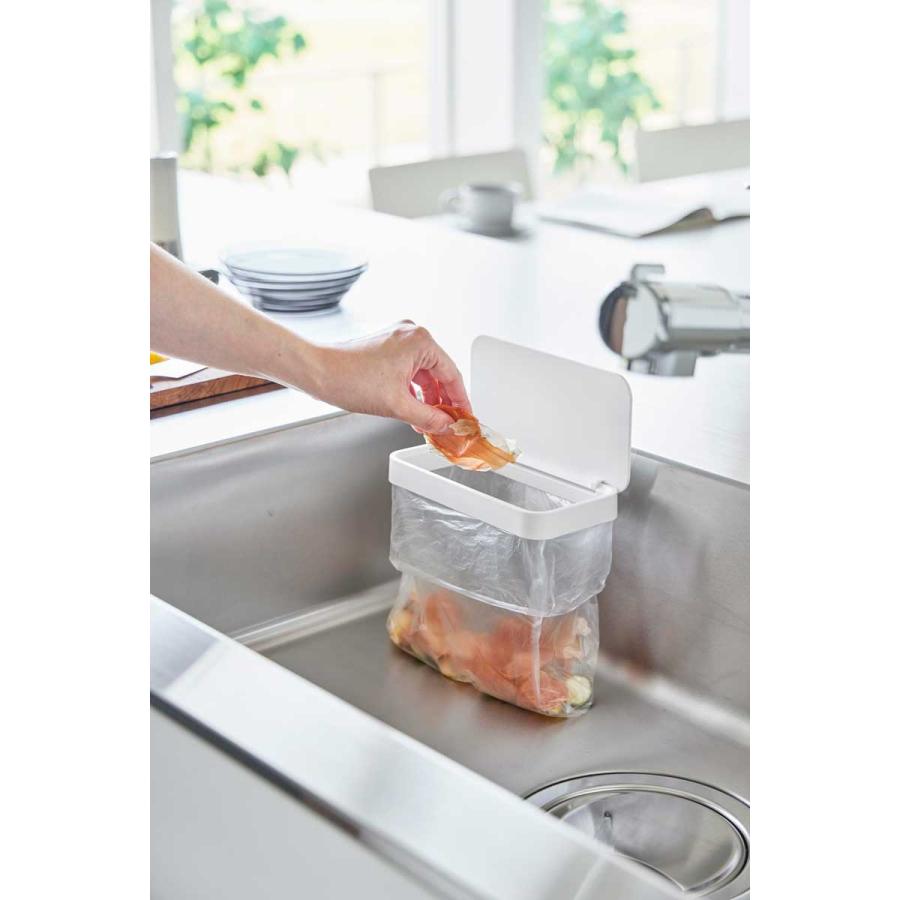 ポリ袋ホルダー tower タワー マグネット蓋付きポリ袋ホルダー ふた付き 生ゴミ 三角コーナー ゴミ箱 ゴミ袋ホルダー 山崎実業 正規品 1919 ホワイト | tower | 07