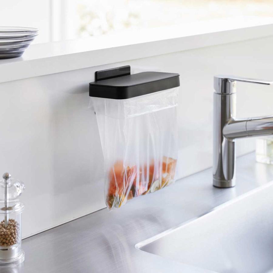 ポリ袋ホルダー tower タワー マグネット蓋付きポリ袋ホルダー ふた付き 生ゴミ 三角コーナー ゴミ箱 ゴミ袋ホルダー 山崎実業 正規品 1920 ブラック | tower