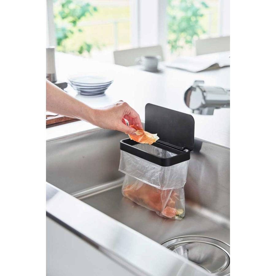 ポリ袋ホルダー tower タワー マグネット蓋付きポリ袋ホルダー ふた付き 生ゴミ 三角コーナー ゴミ箱 ゴミ袋ホルダー 山崎実業 正規品 1920 ブラック | tower | 07