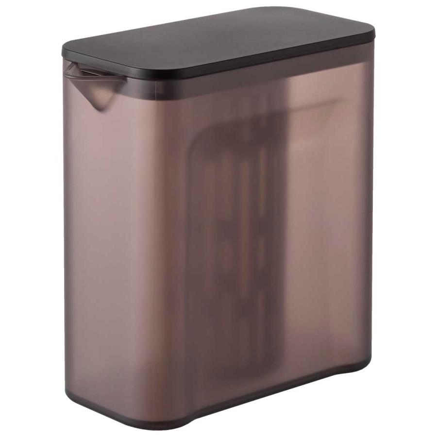 冷水ポット tower タワー 棚に入れられる冷水筒 1L 冷蔵庫 フィルター付き スリム 低め 冷水筒 麦茶ポット 山崎実業 正規品 1691 ブラック | tower | 01