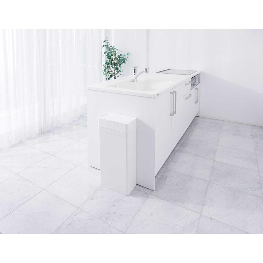 密封ゴミ箱 Like-it ライクイット シールズ25 密閉ダストボックス 25リットル スリムタイプ 防臭 日本製 キッチン用ゴミ箱 正規品 グレー |  | 02