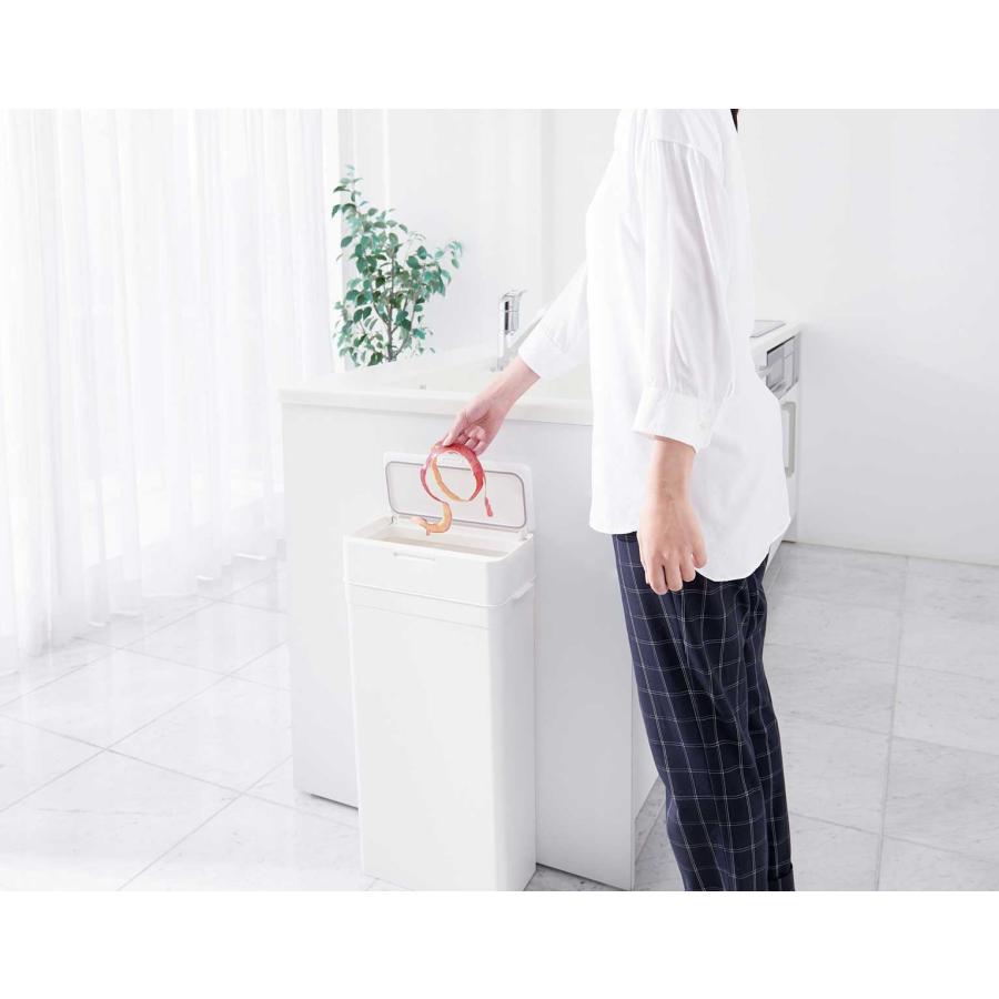 密封ゴミ箱 Like-it ライクイット シールズ25 密閉ダストボックス 25リットル スリムタイプ 防臭 日本製 キッチン用ゴミ箱 正規品 グレー |  | 04