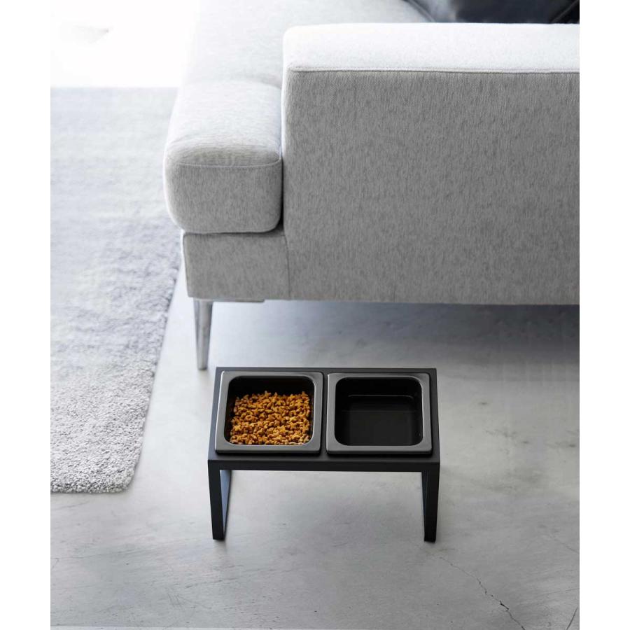 ペットフードボウル nooks ヌークス ペットフードボウルスタンドセット 斜めハイタイプ 犬猫用 ウォーターボウル ペット用品 山崎実業 正規品 10038 ブラック | 山崎実業 | 03