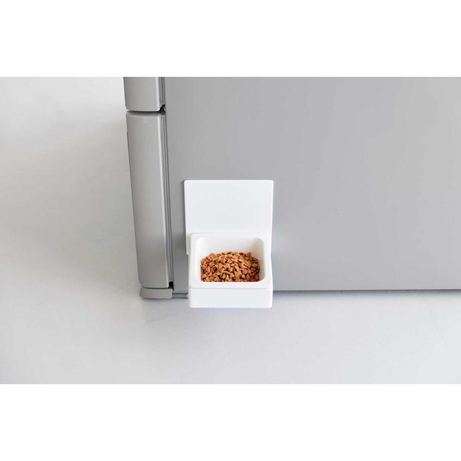 ペットフードボウル nooks ヌークス マグネットペットフードボウル スリム コンパクト 壁付け 犬猫用 ペット用品 山崎実業 正規品 10043 ホワイト | 山崎実業 | 06