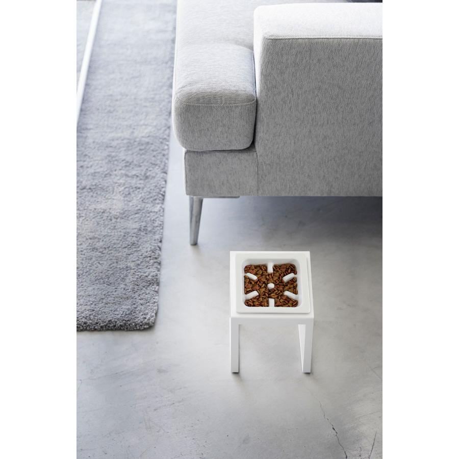 ペットフードボウル nooks ヌークス 早食い防止ペットフードボウルスタンド 斜めハイタイプ 陶器 犬猫用 ペット用品 山崎実業 正規品 10239 ホワイト | 山崎実業 | 04