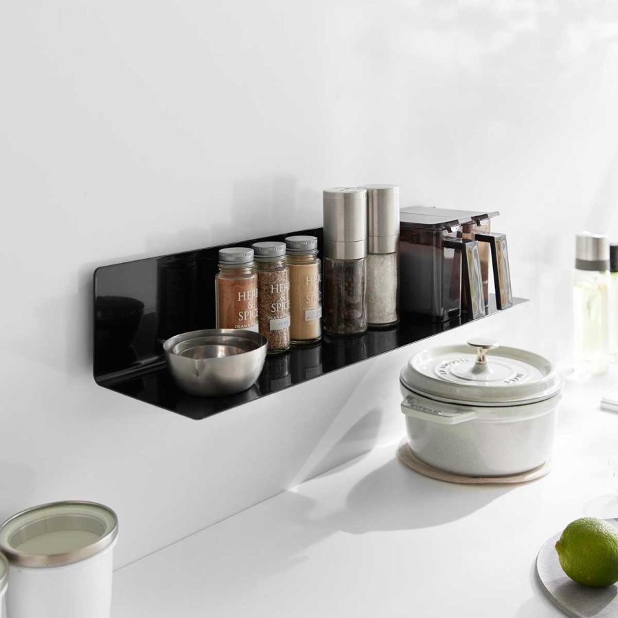 キッチン棚 tower タワー フィルムフックキッチン棚 ワイド 大きめ 壁付け 壁掛け ウォールラック 棚板 山崎実業 正規品 10411 ブラック | tower