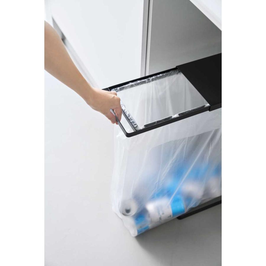 分別ゴミ箱 tower タワー 引き出す分別ゴミ袋ホルダー タワー スリム 45L スライド式 スリム ダストボックス キッチン用 山崎実業 正規品 10265 ブラック | tower | 03