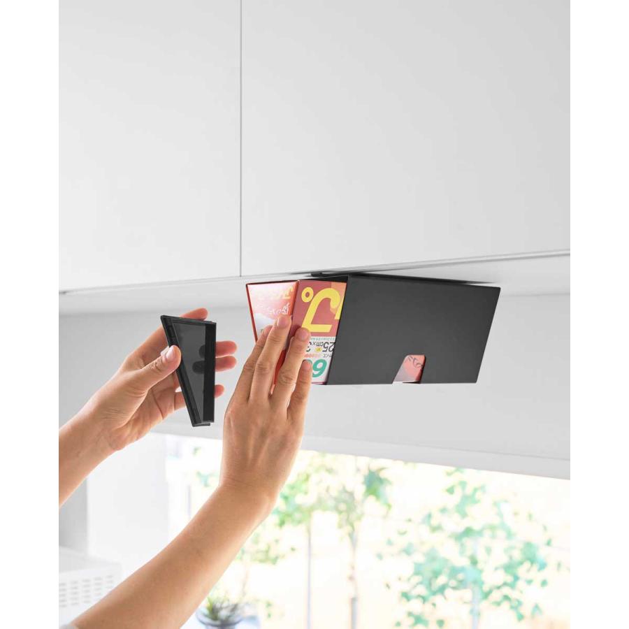 アイラップケース tower タワー 戸棚下プラスチックバッグケース 吊り下げ戸棚 引っ掛け アイラップホルダー 山崎実業 正規品 10253 ブラック | tower | 04