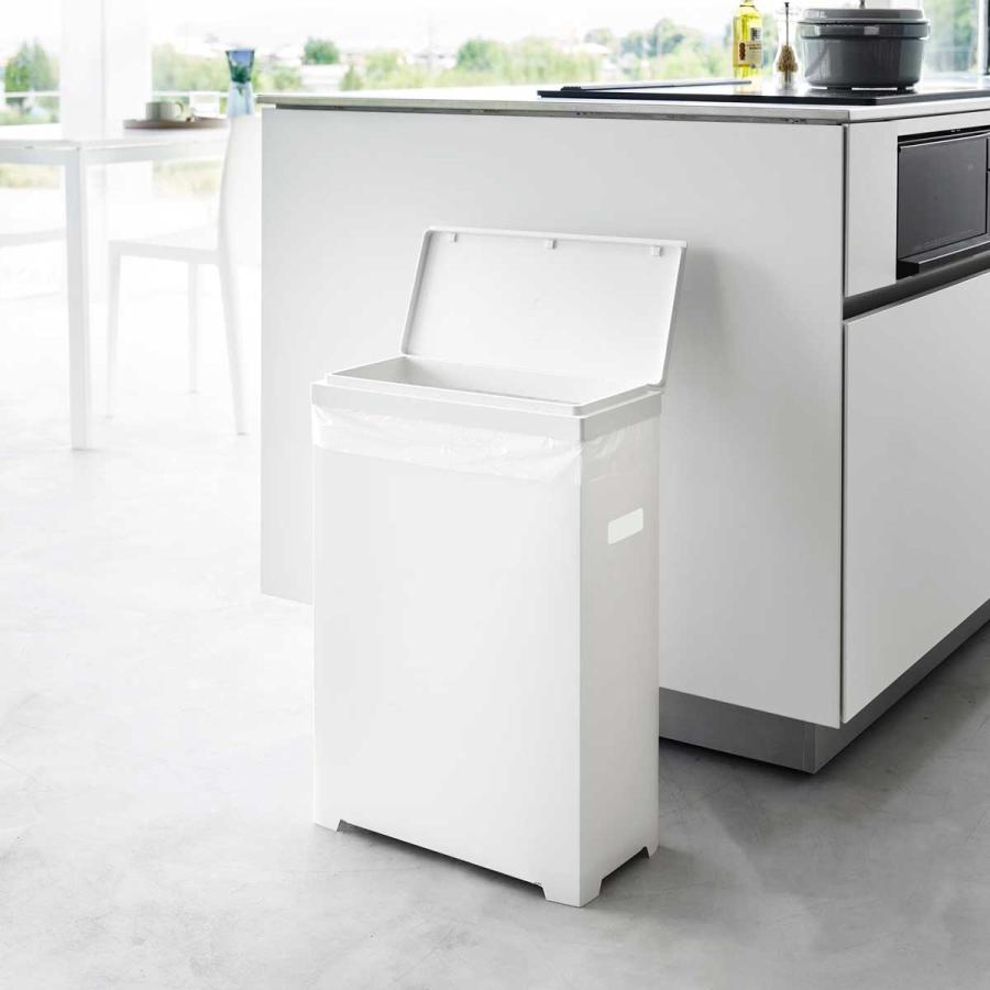 ふた付きゴミ箱 45リットル tower タワー スリム蓋付きゴミ箱 横開きタイプ 45L ハンドル付き 軽量 スリム キッチン用 山崎実業 正規品 1524 ホワイト | tower