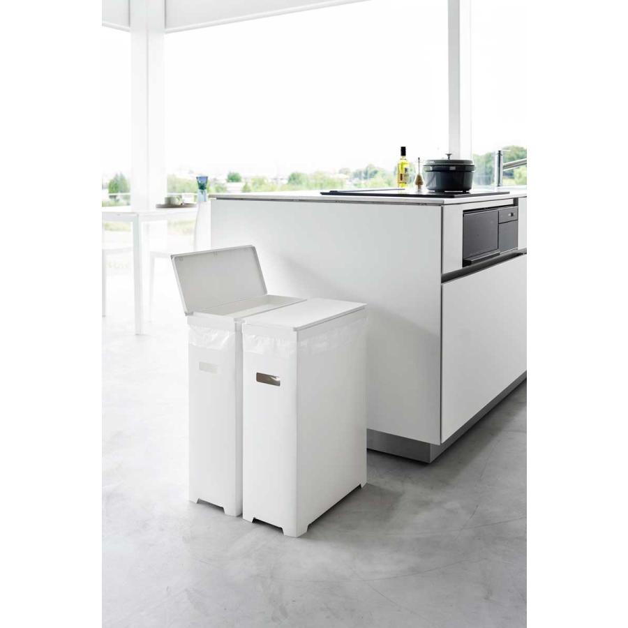 ふた付きゴミ箱 45リットル tower タワー スリム蓋付きゴミ箱 横開きタイプ 45L 2個組 ハンドル付き 軽量 スリム キッチン用 山崎実業 正規品 1526 ホワイト | tower | 03