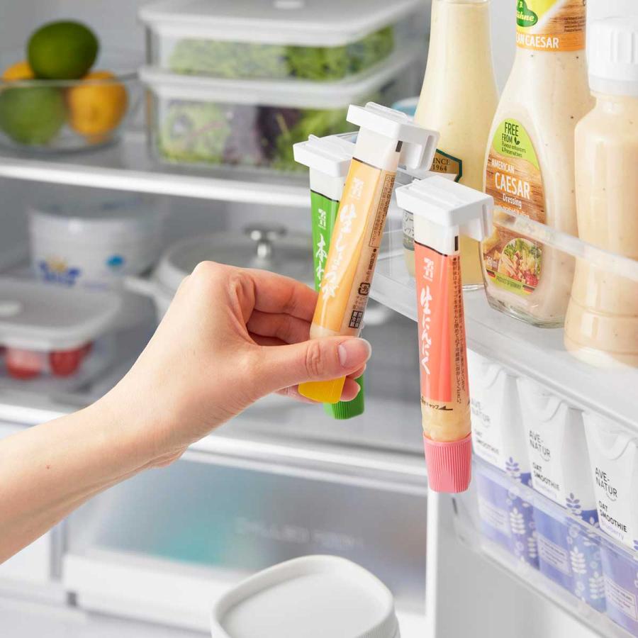 薬味チューブホルダー tower タワー 引っ掛け絞れる薬味チューブホルダー 3個組 引っ掛け わさび からし しょうが 冷蔵庫内収納 山崎実業 正規品 10474 ホワイト | tower
