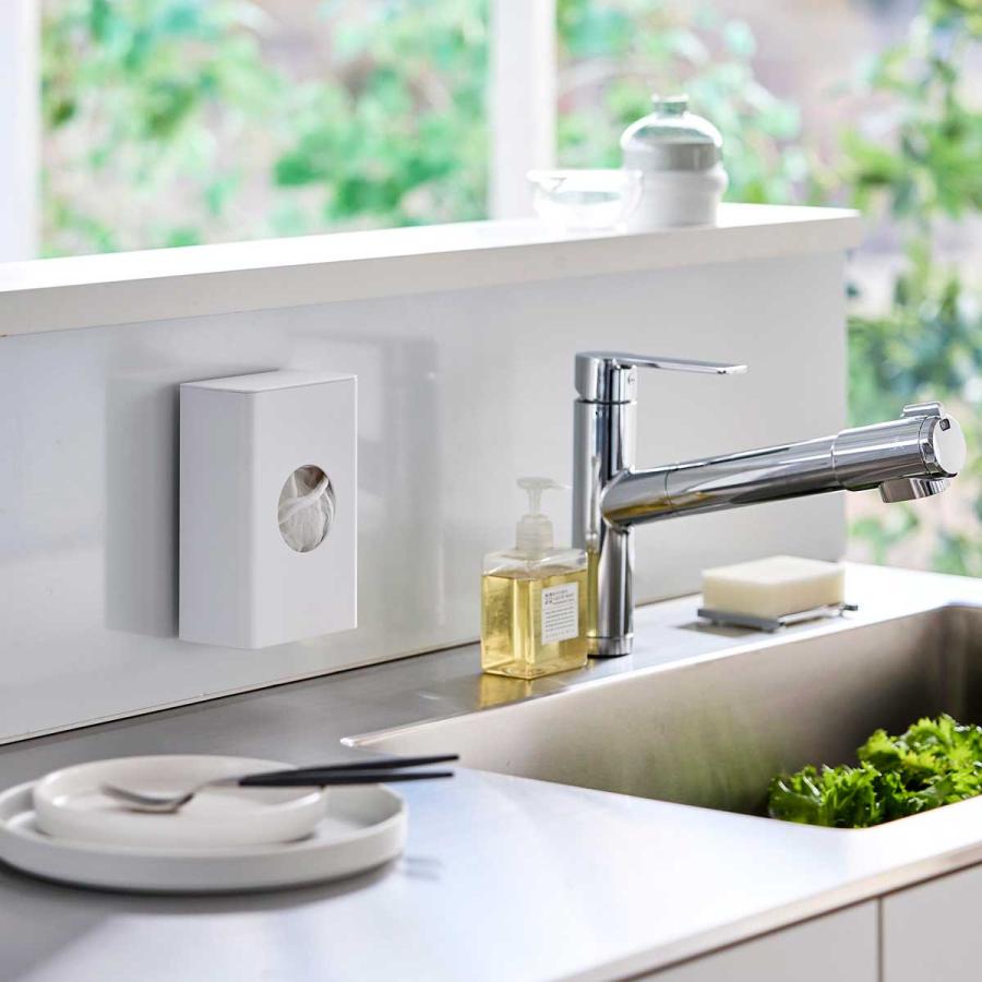 水切りネット収納 tower タワー フィルムフック水切りネットホルダー 吸盤 壁付け 壁掛け 水切りネット用ホルダー 山崎実業 正規品 10466 ホワイト | tower