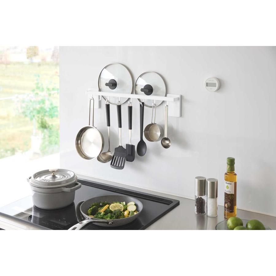 キッチンツール収納 tower タワー フィルムフック鍋蓋も収納できるキッチンツールバーフック付き W55 鍋蓋スタンド 山崎実業 正規品 10412 ホワイト | tower | 02