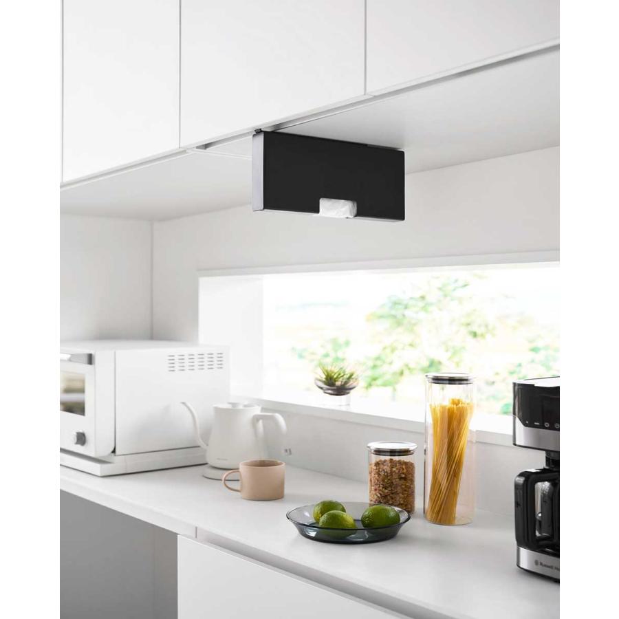 ポリ袋ストッカー tower タワー 戸棚下ポリ袋収納ホルダー スリム M 引っ掛け 吊り下げ戸棚下 ポリ袋収納ケース 山崎実業 正規品 10251 ブラック | tower | 02