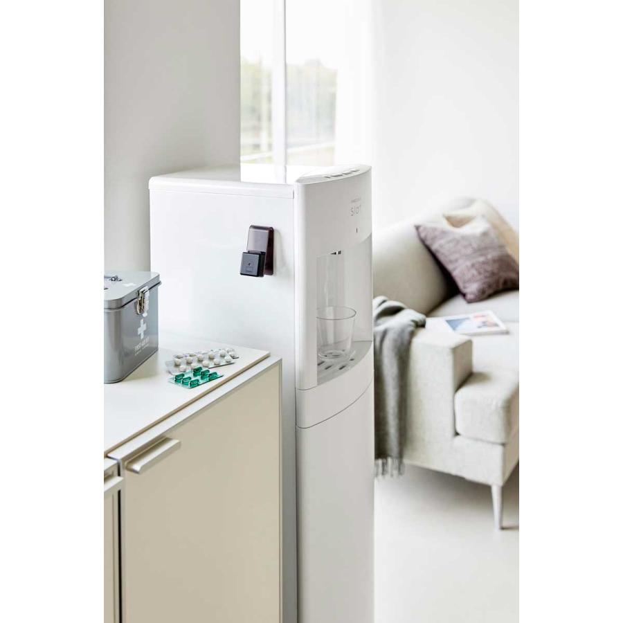 錠剤オープナー tower タワー 押すだけ簡単マグネット錠剤オープナー 取り出した薬は受け皿に 薬取り出し器 山崎実業 正規品 10433 ブラック | tower | 07