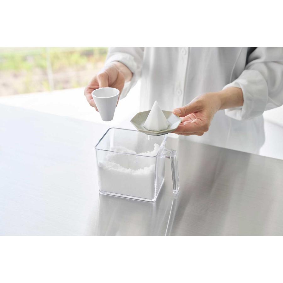 盛り塩固め器 tower タワー 八角盛り塩スプーン 邪気払い 良い運気を引き寄せ 八角形 八角錐 山崎実業 正規品 10591 ホワイト | tower | 06