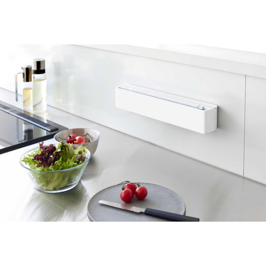 ラップケース tower タワー マグネットラップケース スライドカッター付き アルミホイル対応 ラップ収納 ラップホルダー 山崎実業 正規品 10658 ホワイト | tower | 02