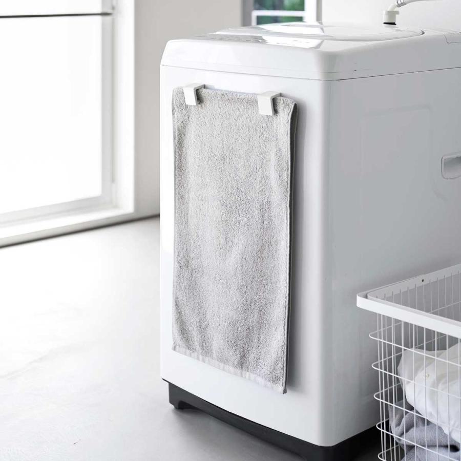 バスマットホルダー tower タワー マグネットバスマット&タオルホルダー 2個組 マグネット収納 バスマットスタンド 山崎実業 正規品 10612 ホワイト | tower