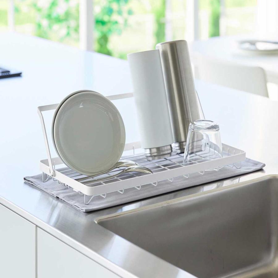 水切りかご tower タワー 水筒を立てて干せる水切りバスケット 折りたたみ コンパクト収納  水切りカゴ 水切りラック 山崎実業 正規品 10677 ホワイト | tower