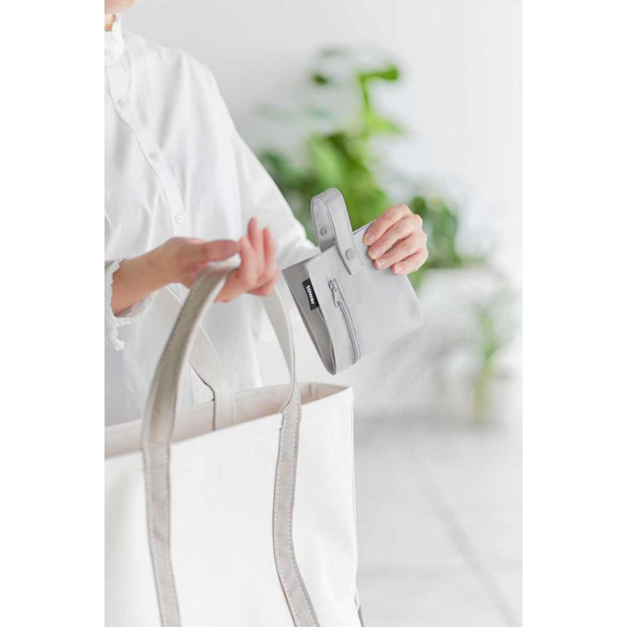 ティッシュケース tower タワー くず入れ付き折りたためる携帯ティッシュケース 引っ掛け 車内 ベビーカー ティッシュカバー 山崎実業 10735 ライトグレー | tower | 02