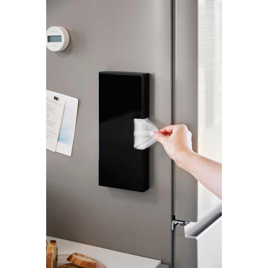 ポリ袋ストッカー tower タワー マグネットスリムポリ袋収納ホルダー M 冷蔵庫横 ポリ袋収納ケース 山崎実業 正規品 10512 ブラック | tower | 02