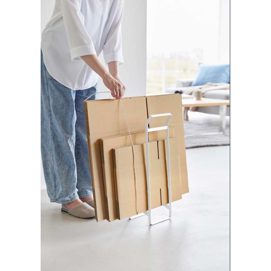 段ボール収納 tower タワー 持ち運べるダンボールストッカー スリム 取っ手付き 段ボールストッカー 山崎実業 正規品 10589 ホワイト | tower | 04