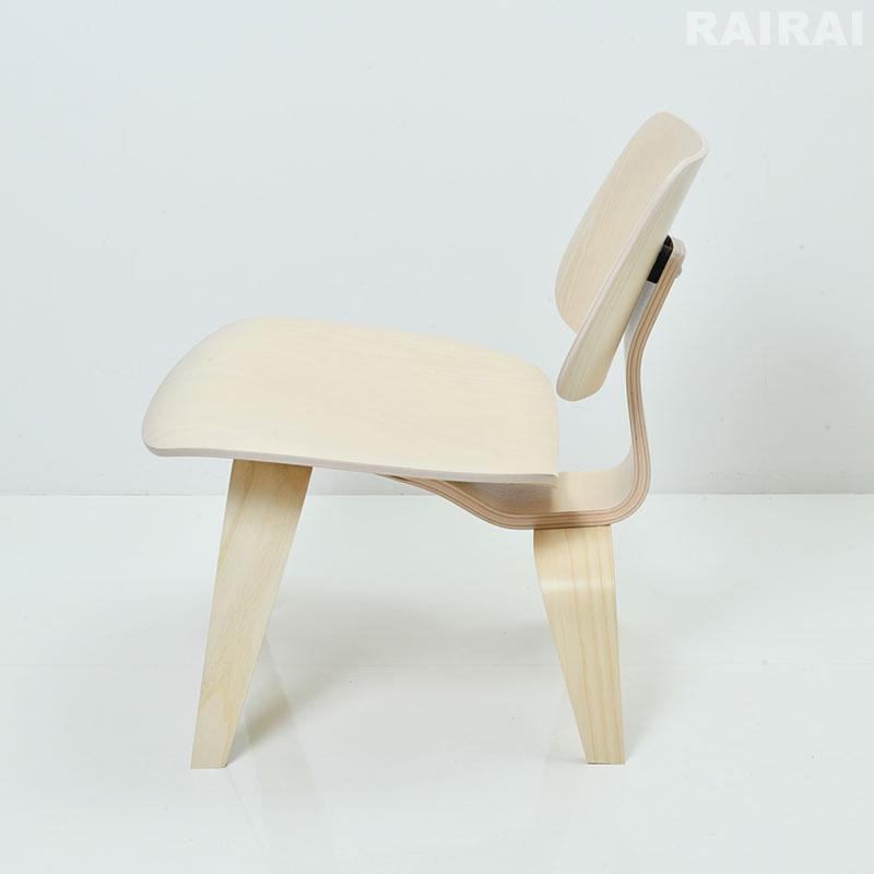 正規品 Herman Miller イームズ DSW チェア 白 2脚目 Herman Miller（ハーマンミラー） イームズプライウッドラウンジチェア