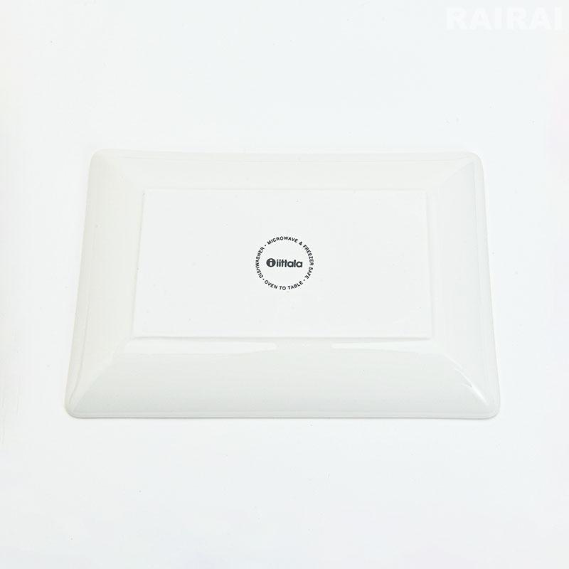 未使用　イッタラ ヘレ ア　A5 プレート 2枚、ティーマ ブラック3枚 未使用 イッタラ ヘレ ア A5 プレート 2枚、ティーマ ブラック3