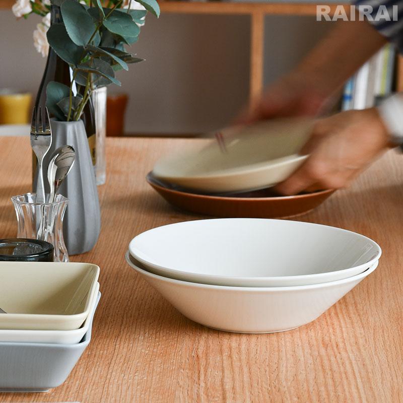 新品イッタラ　ティーマ　21cmパウダー　４枚 ティーマ 【並行輸入品】イッタラ 21cm プレート パウダー